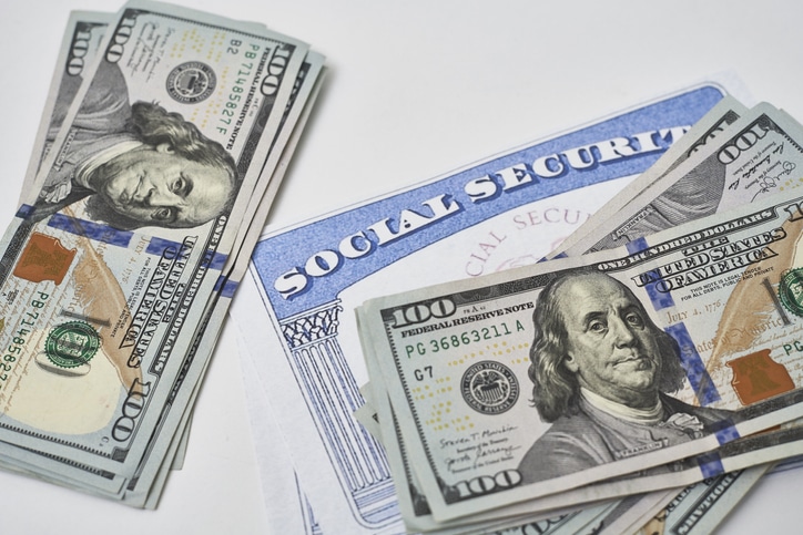 Social Security Overpaid Billions of Dollars and is Now Clawing it Back